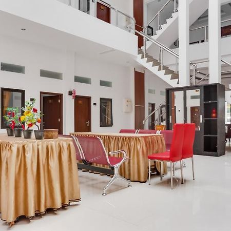 Reddoorz Near Jawa Timur Park 3 Malang Exterior photo